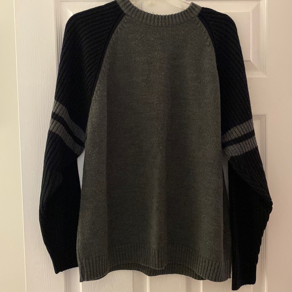 Mens crew neck